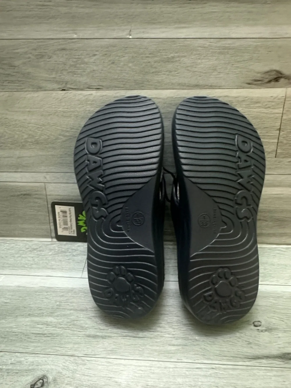 Dawgs Deep Navy Foam Thong Sandals size 1 kids